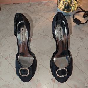 Steve Madden Black Peeptoe Heels